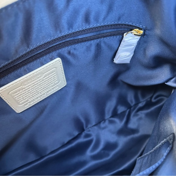 Coach patent leather handbag - Picture 11 of 13